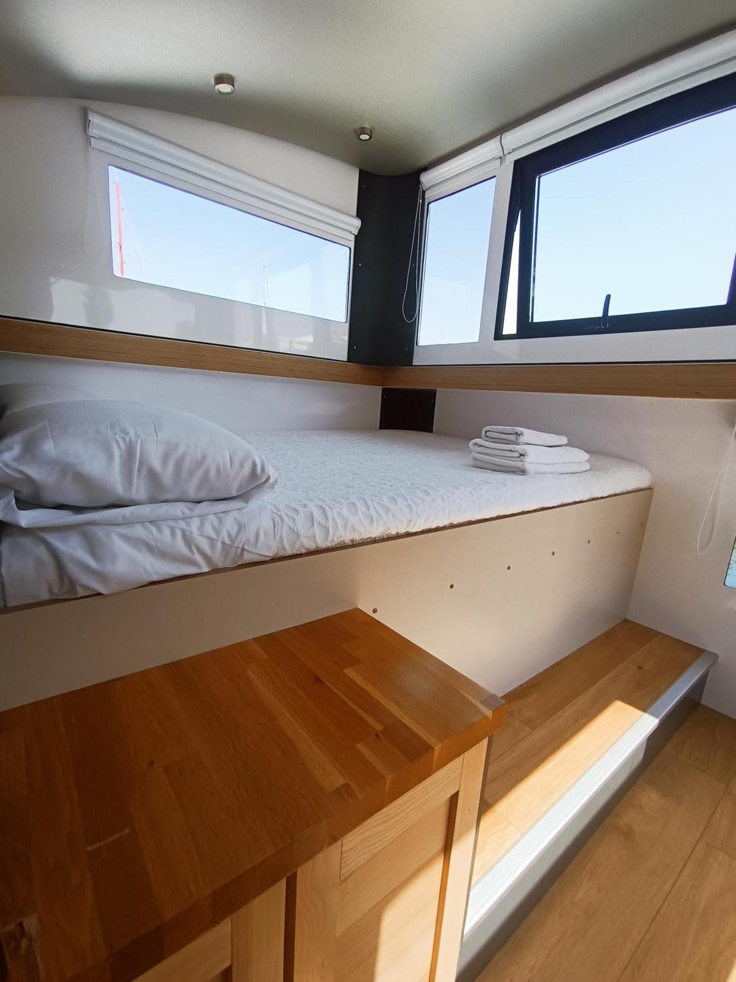 Casa Flotante En El Puerto De Vigo - Different Charter Hotell Eksteriør bilde